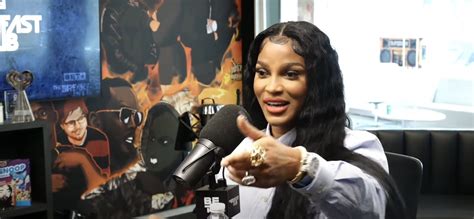 joseline hernandez vs lex|Joseline Hernadez and Big Lex Fight Backstage at Mayweather。